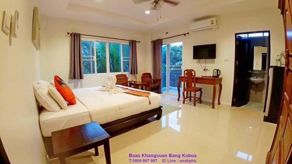 Отель Baan Glangsuan Bang Kobua Bang Chak Номер фото