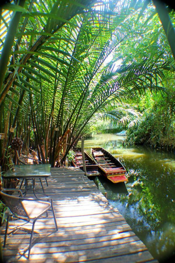 Отель Baan Glangsuan Bang Kobua Bang Chak Экстерьер фото